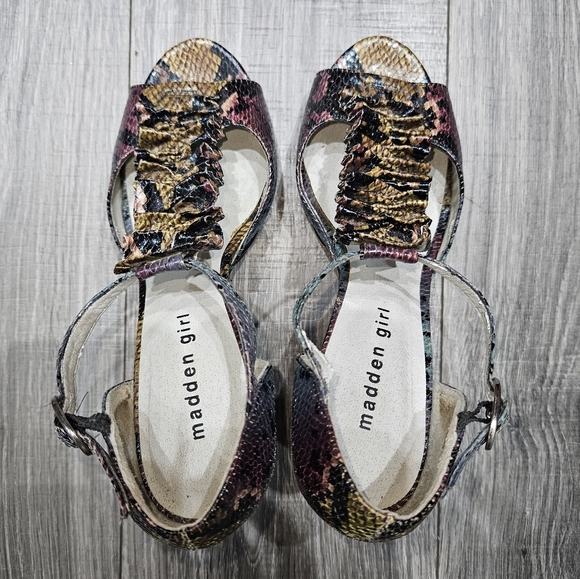 🛍 Madden girl strappy glam heels Setra multicolor faux snake skin size 9 🐕 - Picture 6 of 6